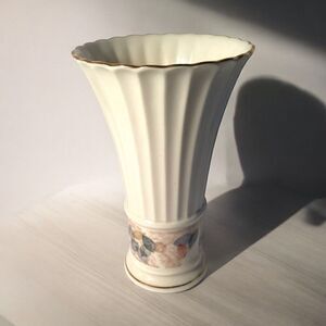 Lenox Porcelain Vase 8” Nature's Impressions Gold Trim Muted Fall Autumn Leaves